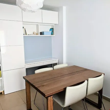 Daire Espacioso De 2 *